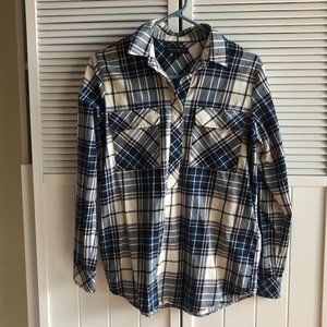 Banana Republic Soft Wash Flannel Size Small